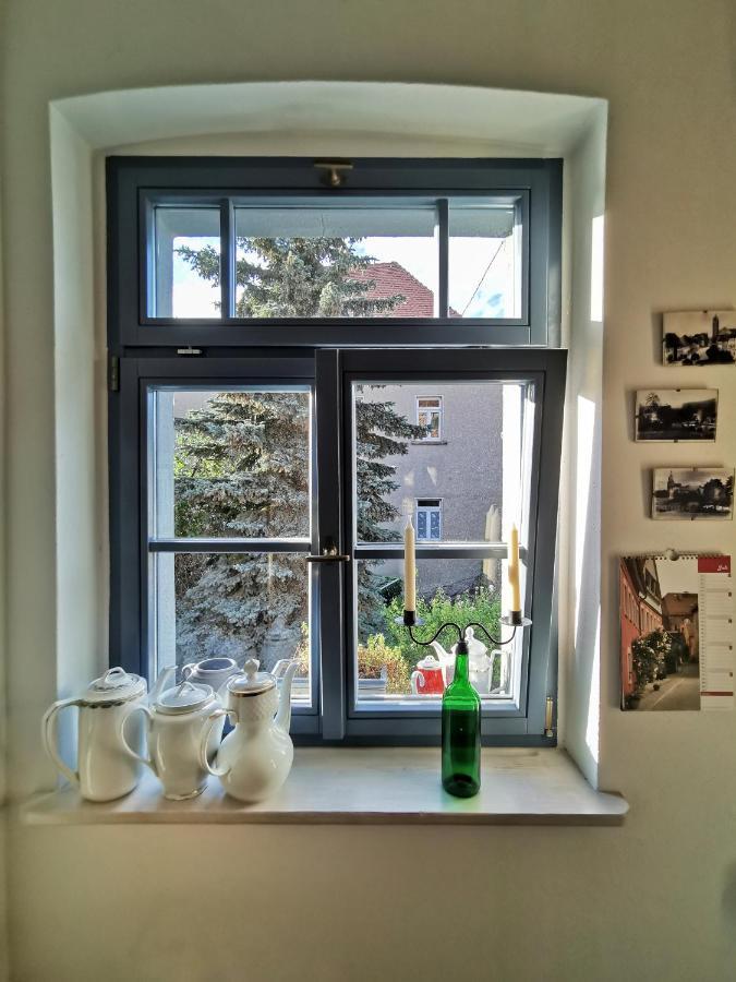 Charmantes Apartment Siebenschlaefer - Ferienwohnung Cafe 7 Weida Bagian luar foto