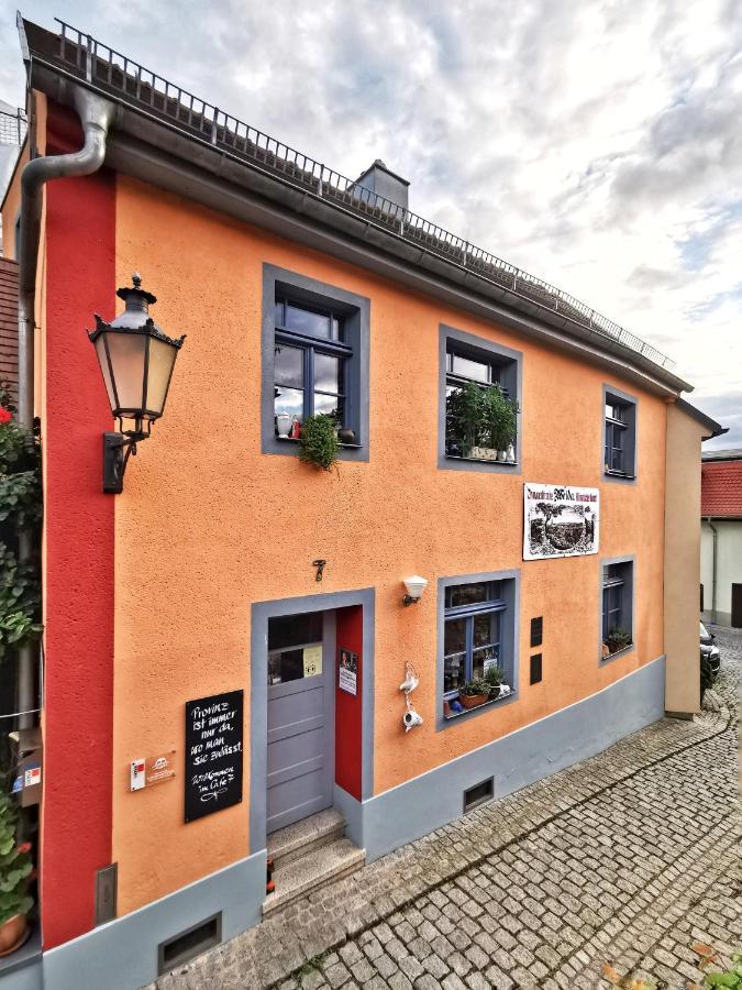 Charmantes Apartment Siebenschlaefer - Ferienwohnung Cafe 7 Weida Bagian luar foto